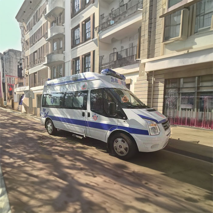 云南省禄劝县租私家救护车转院到云南沧源佤族自治县人民医院 哪里有救护车出租 多少钱