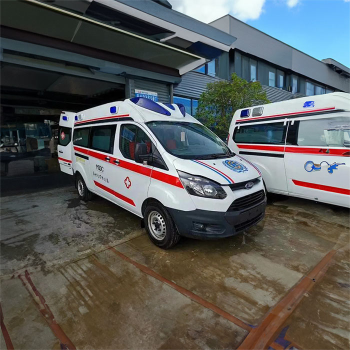 云南昆明晋宁跨省救护车转院到大理白族漾濞彝族自治县救护车从到费用