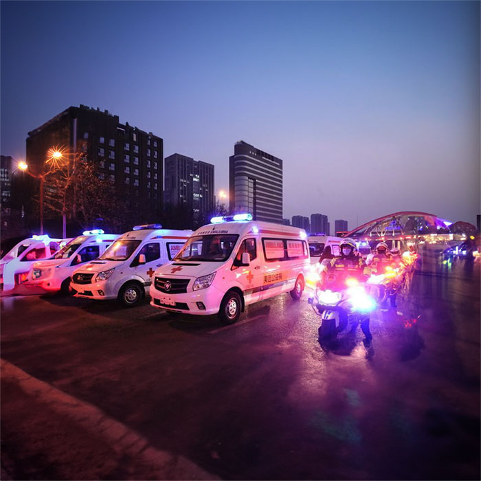 云南省晋宁区救护车出租服务到红河哈尼族彝族个旧市私人救护车长途转运-救护车出租