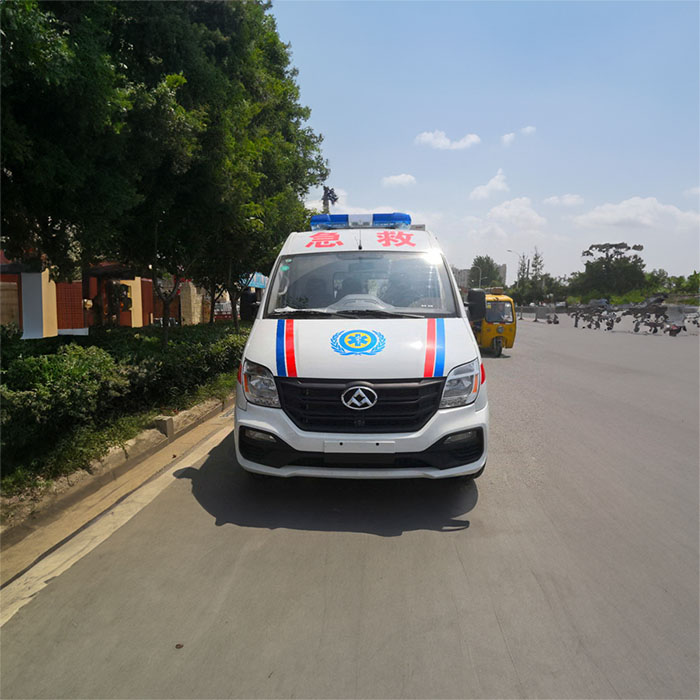 云南昆明市呈贡区哪里有救护车出租到红河哈尼族彝族绿春县999救护车怎么收费