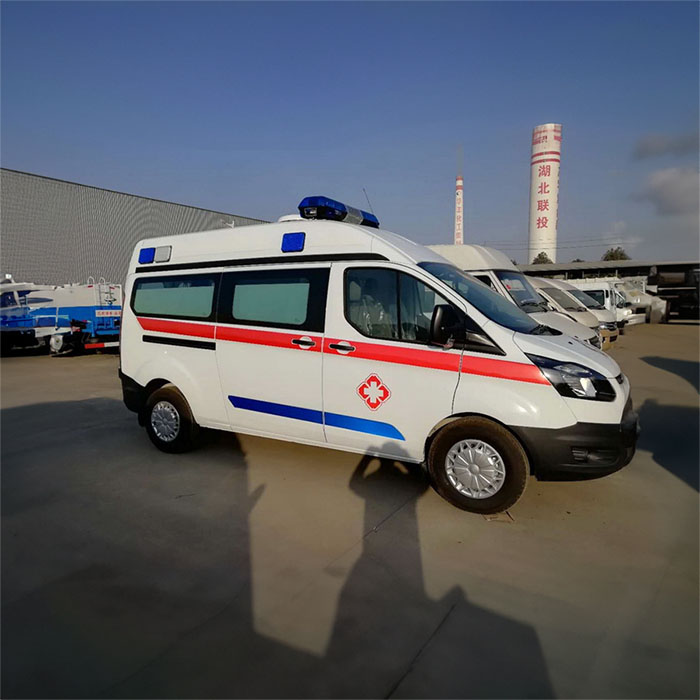 云南省官渡医院救护车护送到文山壮族苗族丘北县120救护车出租